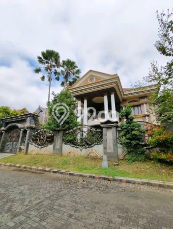 Rumah 8 KT 8 KM di Lokasi , Malang Rumah 8 KT 8 KM di Lokasi , Malang