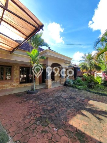 Rumah Terawat di Lowokwaru, Malang, Luas Tanah 675m2m², LB 450m2m² Rumah Terawat di Lowokwaru, Malang, Luas Tanah 675m2m², LB 450m2m²