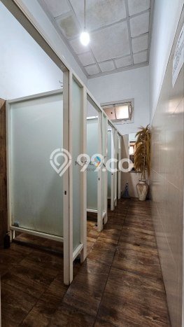 Rumah Mewah LB 800m2 Siap Huni Desain Elegan di Malang Kota, Malang Rumah Mewah LB 800m2 Siap Huni Desain Elegan di Malang Kota, Malang