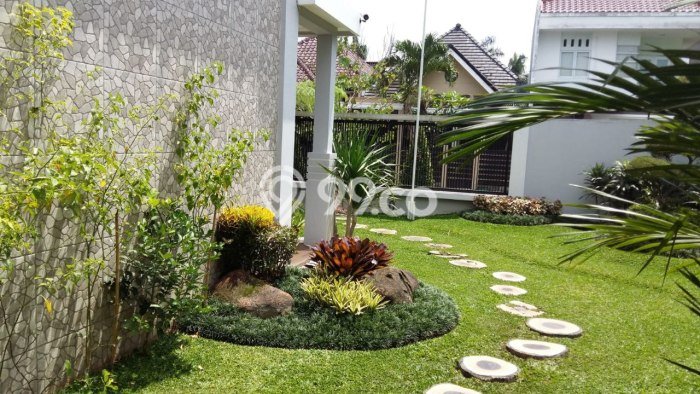 Rumah 4 KT 3 KM LT 269m2m², Luas Bangunan 350m2m² di , Malang Rumah 4 KT 3 KM LT 269m2m², Luas Bangunan 350m2m² di , Malang