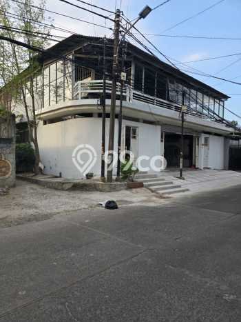 Dijual Rumah Premium dengan Fasilitas Sekitar Komplit di Kembangan, Jakarta Barat Dijual Rumah Premium dengan Fasilitas Sekitar Komplit di Kembangan, Jakarta Barat