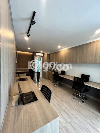 Unit Kantor Dijual di Kebon Jeruk Jakarta Barat Luas Tanah 74m2, Luas Bangunan 74m2 Unit Kantor Dijual di Kebon Jeruk Jakarta Barat Luas Tanah 74m2, Luas Bangunan 74m2