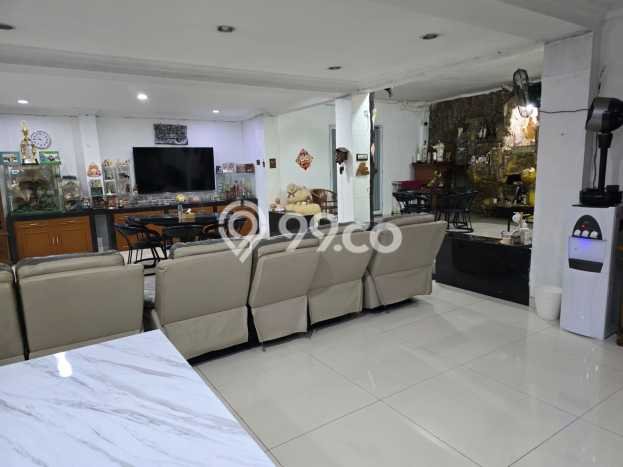 Dijual Rumah Premium dengan Fasilitas Sekitar Komplit di Kembangan, Jakarta Barat Dijual Rumah Premium dengan Fasilitas Sekitar Komplit di Kembangan, Jakarta Barat