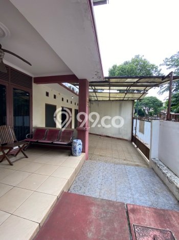 Rumah Mewah LB 344m2 Siap Pakai Desain Elegan di Bintaro, Tangerang Selatan Rumah Mewah LB 344m2 Siap Pakai Desain Elegan di Bintaro, Tangerang Selatan