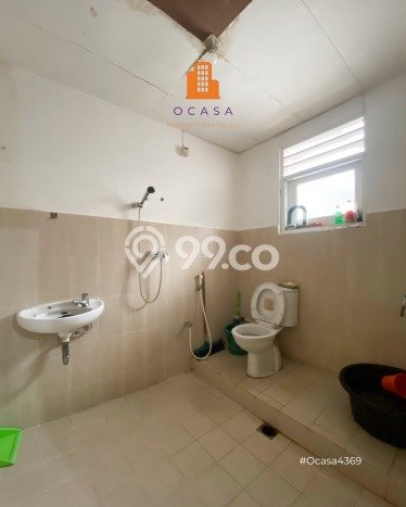 Siap Huni Rumah Mewah 5 Kamar di Kebayoran Baru Dekat ke Mana Pun Siap Huni Rumah Mewah 5 Kamar di Kebayoran Baru Dekat ke Mana Pun