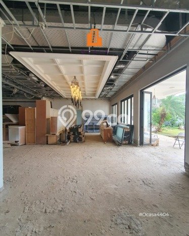 Dijual Rumah Luas Elegan Dengan View Eksklusif di Kemang, Jakarta Selatan Dijual Rumah Luas Elegan Dengan View Eksklusif di Kemang, Jakarta Selatan