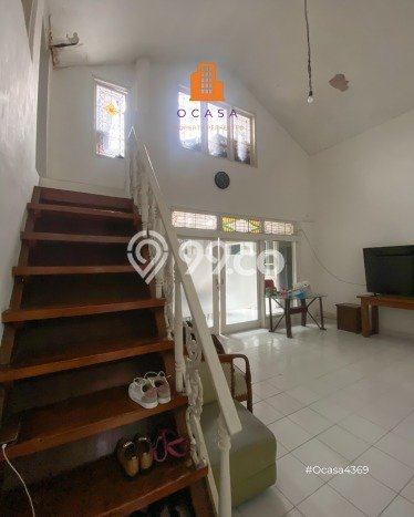 Siap Huni Rumah Mewah 5 Kamar di Kebayoran Baru Dekat ke Mana Pun Siap Huni Rumah Mewah 5 Kamar di Kebayoran Baru Dekat ke Mana Pun