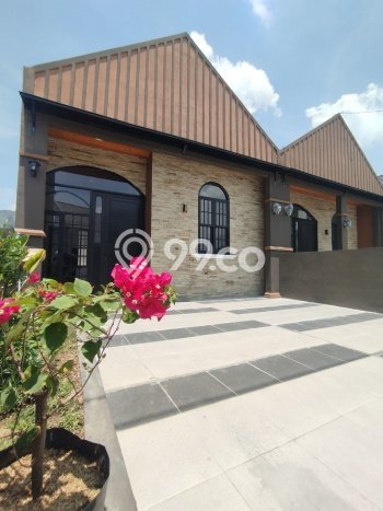 Rumah 2 KT 1 KM Pemandangan Gunung di Tembalang, Semarang Rumah 2 KT 1 KM Pemandangan Gunung di Tembalang, Semarang