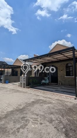 HUNIAN PILIHAN! Rumah area Tembalang, LT 100m2m² LB 30m2m² HUNIAN PILIHAN! Rumah area Tembalang, LT 100m2m² LB 30m2m²