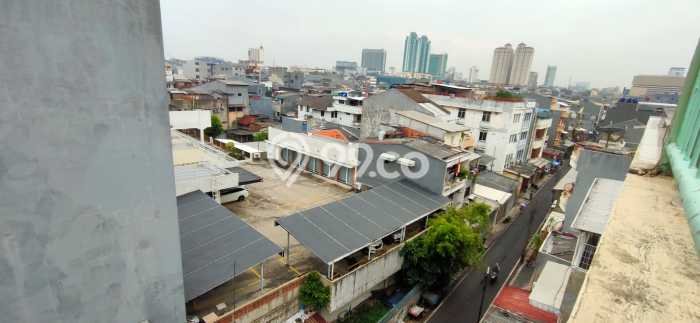 Ruko For Rent Kawasan , Luas 268m2m², Lokasi Strategis, Siap Operasi Ruko For Rent Kawasan , Luas 268m2m², Lokasi Strategis, Siap Operasi
