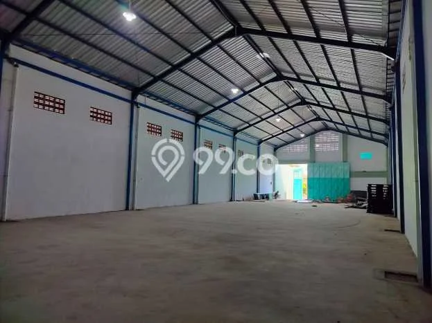 Disewakan Gudang komersial di Sukoharjo luas bangunan 450m2 Disewakan Gudang komersial di Sukoharjo luas bangunan 450m2