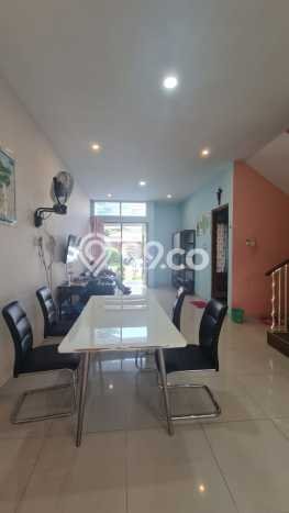 HUNIAN EKSKLUSIF! Rumah di , 2 KM, Konsep Minimalis, Luas 121m2m² Bangunan 200m2m² HUNIAN EKSKLUSIF! Rumah di , 2 KM, Konsep Minimalis, Luas 121m2m² Bangunan 200m2m²