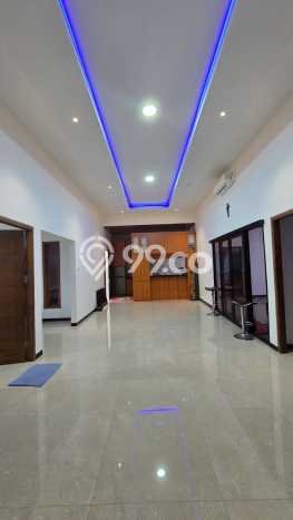 Dijual Rumah Premium dengan Fasilitas Sekitar Komplit di Jebres, Solo Dijual Rumah Premium dengan Fasilitas Sekitar Komplit di Jebres, Solo