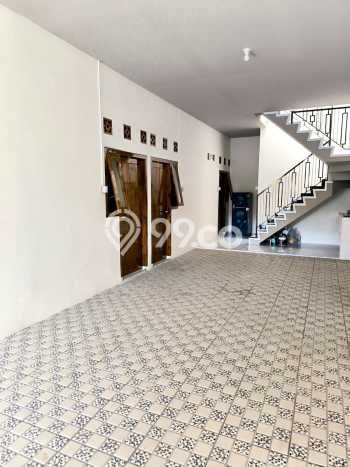 Rumah Modern Cantik 12 KT Siap Huni di Jebres Rumah Modern Cantik 12 KT Siap Huni di Jebres