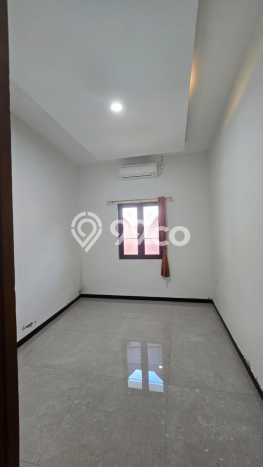 Dijual Rumah Premium dengan Fasilitas Sekitar Komplit di Jebres, Solo Dijual Rumah Premium dengan Fasilitas Sekitar Komplit di Jebres, Solo