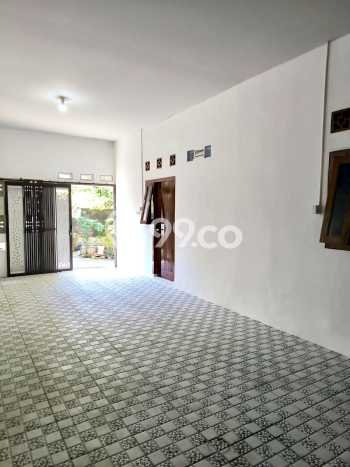 Rumah Modern Cantik 12 KT Siap Huni di Jebres Rumah Modern Cantik 12 KT Siap Huni di Jebres