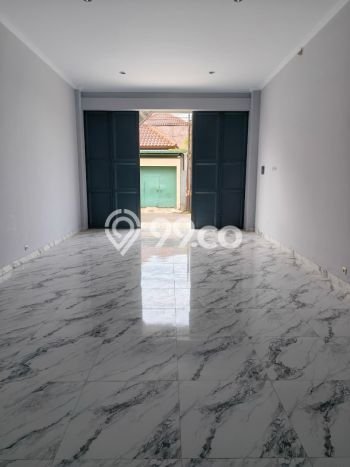 Disewakan Ruko di Kawasan Ramai Kepunton Luas 110m2 Disewakan Ruko di Kawasan Ramai Kepunton Luas 110m2