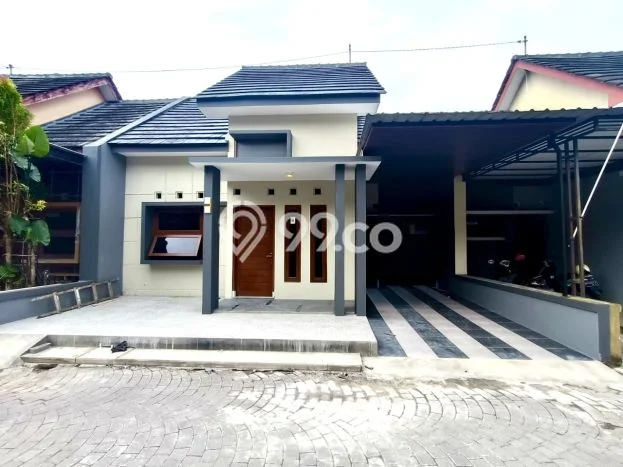 Rumah Strategis Minimalis Lb 110m2 di Gentan, Solo Rumah Strategis Minimalis Lb 110m2 di Gentan, Solo