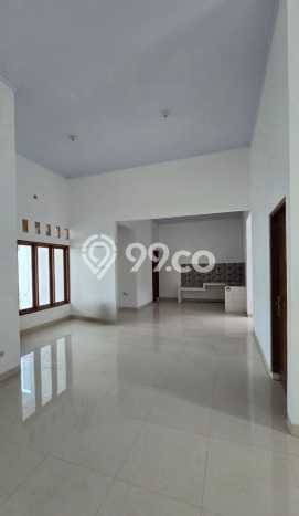 Dijual Rumah 4 Kamar Lokasi Ideal Nyaman dan Strategis di Gentan Dijual Rumah 4 Kamar Lokasi Ideal Nyaman dan Strategis di Gentan