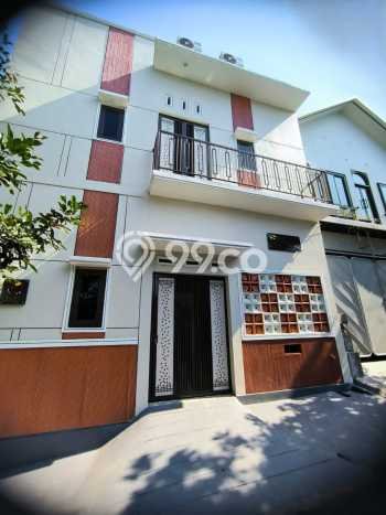 Rumah Modern Cantik 12 KT Siap Huni di Jebres Rumah Modern Cantik 12 KT Siap Huni di Jebres