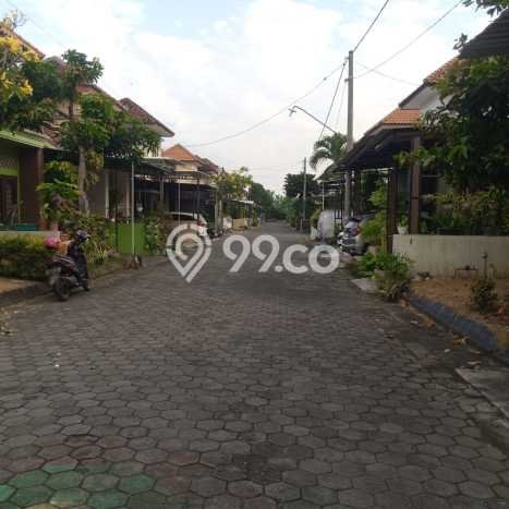 Disewakan Segera Rumah Kondisi Bagus di Kawasan Colomadu, Solo Disewakan Segera Rumah Kondisi Bagus di Kawasan Colomadu, Solo