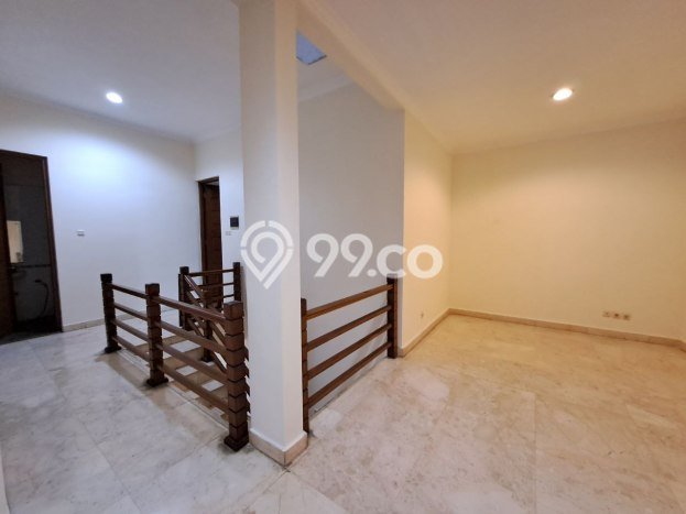 Jual Rumah Luas Elegan Dengan View Cantik di Lebak Bulus, Jakarta Selatan Jual Rumah Luas Elegan Dengan View Cantik di Lebak Bulus, Jakarta Selatan