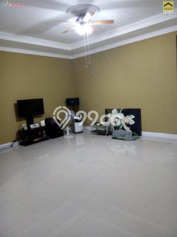 Rumah Elit Modern Tanpa Renovasi di Jatiwaringin Bekasi Rumah Elit Modern Tanpa Renovasi di Jatiwaringin Bekasi
