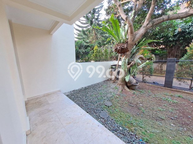 Jual Rumah Luas Elegan Dengan View Cantik di Lebak Bulus, Jakarta Selatan Jual Rumah Luas Elegan Dengan View Cantik di Lebak Bulus, Jakarta Selatan