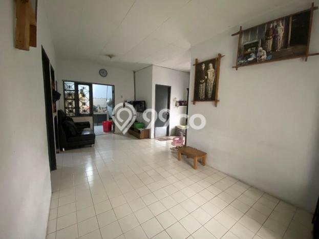 Rumah Luas Asri 2 KT Siap Huni di Graha Raya Bintaro Tangerang Selatan Rumah Luas Asri 2 KT Siap Huni di Graha Raya Bintaro Tangerang Selatan