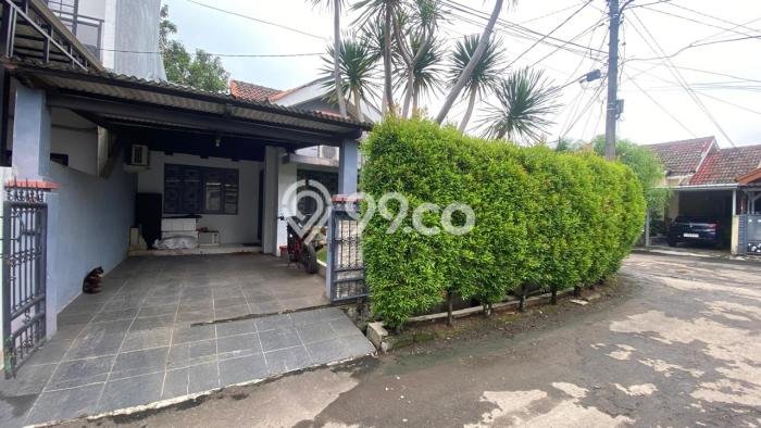 Rumah Luas Asri 2 KT Siap Huni di Graha Raya Bintaro Tangerang Selatan Rumah Luas Asri 2 KT Siap Huni di Graha Raya Bintaro Tangerang Selatan