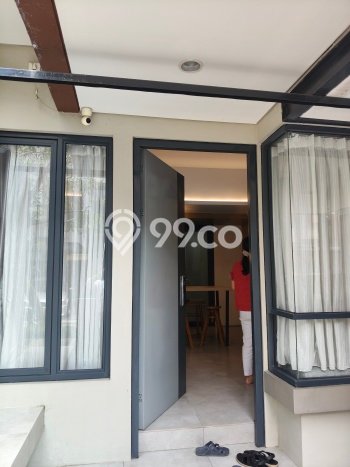Disewakan Rumah Murah di BSD Tangerang Punya 2 Kamar Tidur Disewakan Rumah Murah di BSD Tangerang Punya 2 Kamar Tidur