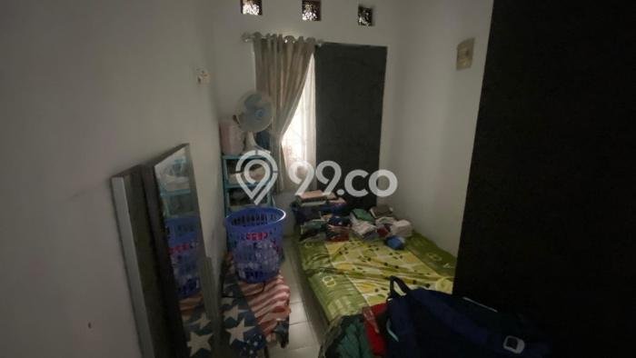Rumah Luas Asri 2 KT Siap Huni di Graha Raya Bintaro Tangerang Selatan Rumah Luas Asri 2 KT Siap Huni di Graha Raya Bintaro Tangerang Selatan