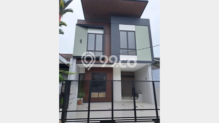 For Sale Rumah 4 Kamar Lokasi Ideal Nyaman dan Strategis di BSD For Sale Rumah 4 Kamar Lokasi Ideal Nyaman dan Strategis di BSD