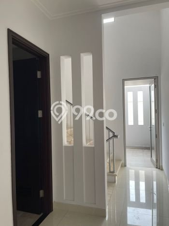 Rumah Elit Modern Siap Huni di Golf Island Jakarta Utara Rumah Elit Modern Siap Huni di Golf Island Jakarta Utara