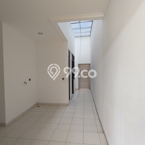 Rumah Elit Modern Tanpa Renovasi di Golf Island Jakarta Utara Rumah Elit Modern Tanpa Renovasi di Golf Island Jakarta Utara