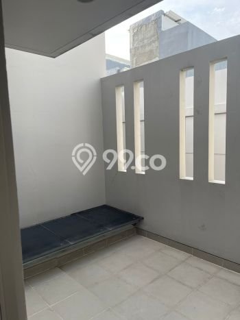 Rumah Elit Modern Siap Huni di Golf Island Jakarta Utara Rumah Elit Modern Siap Huni di Golf Island Jakarta Utara