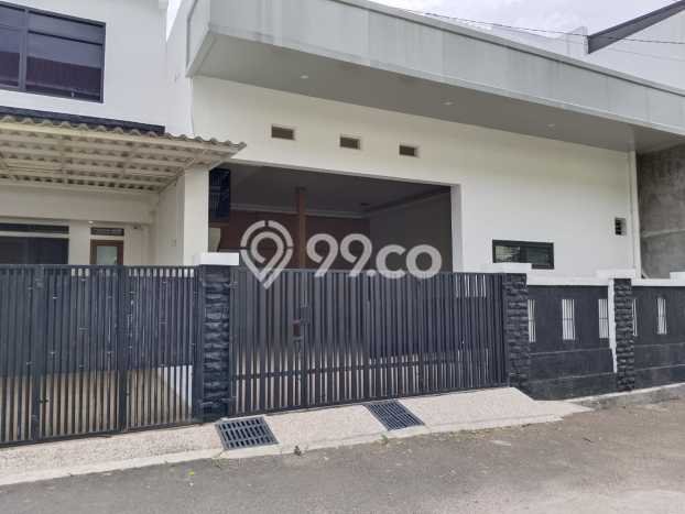 Dijual Rumah Mewah Megah Dengan View Cantik di Pondok Kopi, Jakarta Timur Dijual Rumah Mewah Megah Dengan View Cantik di Pondok Kopi, Jakarta Timur