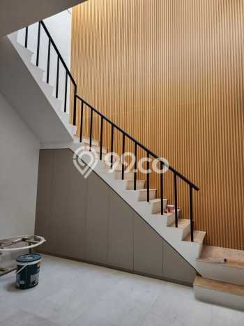 Jual Rumah Eksklusif 2 KT di Harapan Indah, Bekasi Jual Rumah Eksklusif 2 KT di Harapan Indah, Bekasi