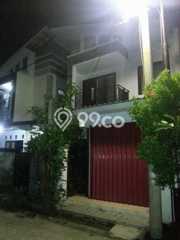 Jual Rumah Strategis Bagus Punya 4 KT di Cakung Jakarta Timur SHM Jual Rumah Strategis Bagus Punya 4 KT di Cakung Jakarta Timur SHM
