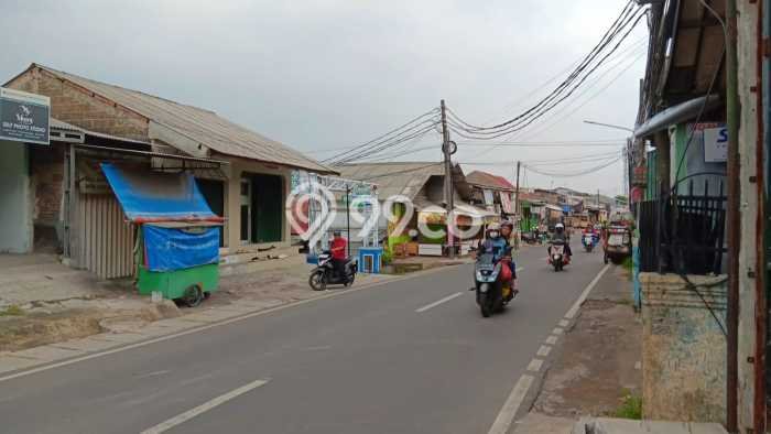 Unit Gudang Dijual di Jakarta Timur LT 300m2 & LB 600m2 Unit Gudang Dijual di Jakarta Timur LT 300m2 & LB 600m2