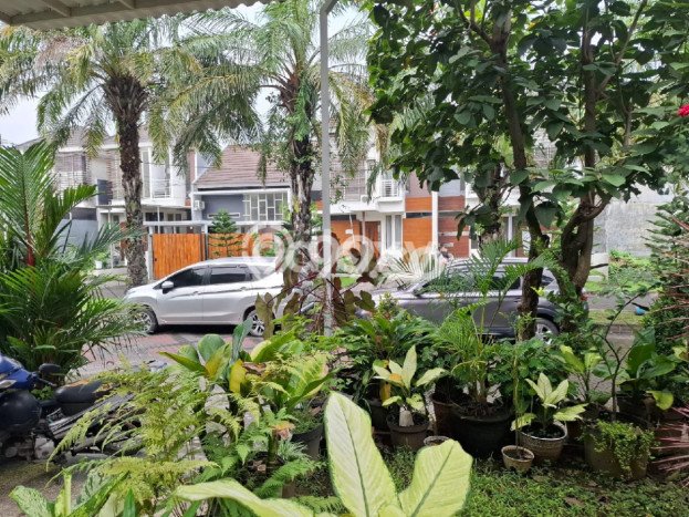 Dijual Rumah 3 Kamar Lokasi Strategis Nyaman dan Strategis di Menganti Dijual Rumah 3 Kamar Lokasi Strategis Nyaman dan Strategis di Menganti