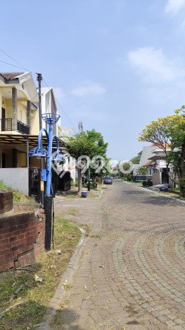 Rumah LT 150m2m² Akses Strategis di Wiyung, Dekat Fasilitas Umum, Surabaya Rumah LT 150m2m² Akses Strategis di Wiyung, Dekat Fasilitas Umum, Surabaya