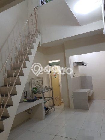 LOKASI STRATEGIS! Rumah kawasan Wiyung, Akses ke Tol, 4 KT, Luas 135m2m² LB 180m2m² LOKASI STRATEGIS! Rumah kawasan Wiyung, Akses ke Tol, 4 KT, Luas 135m2m² LB 180m2m²