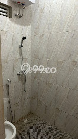 Rumah Berkelas LT 144m2m² / LB 144m2m² di Kompleks Perumahan , Surabaya Rumah Berkelas LT 144m2m² / LB 144m2m² di Kompleks Perumahan , Surabaya
