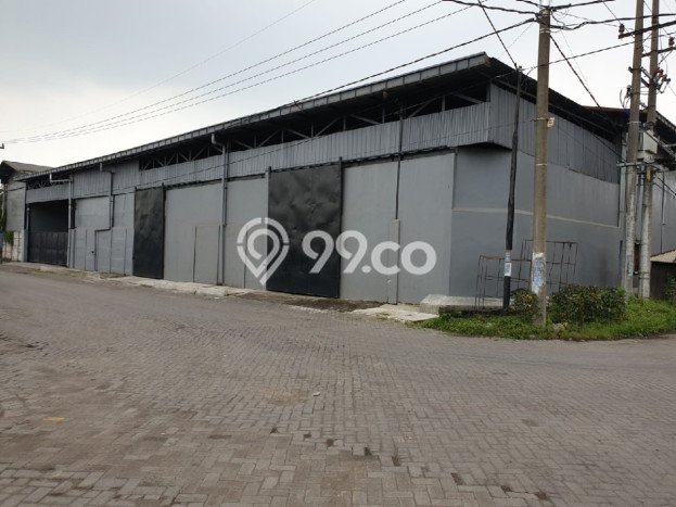 Unit Gudang Dijual di Benowo Surabaya Luas Tanah 529m2, Luas Bangunan 640m2 Unit Gudang Dijual di Benowo Surabaya Luas Tanah 529m2, Luas Bangunan 640m2