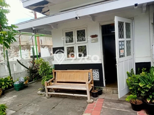Rumah di Pakualaman, Yogyakarta, LT 255m² Bangunan 200m² - SEGERA MILIKI! Rumah di Pakualaman, Yogyakarta, LT 255m² Bangunan 200m² - SEGERA MILIKI!