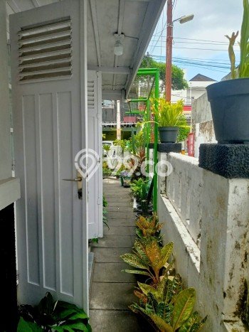 Rumah di Pakualaman, Yogyakarta, LT 255m² Bangunan 200m² - SEGERA MILIKI! Rumah di Pakualaman, Yogyakarta, LT 255m² Bangunan 200m² - SEGERA MILIKI!