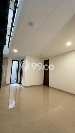 Siap Huni Hunian Elit 5 Kamar di BSD Dekat ke Mana Pun Siap Huni Hunian Elit 5 Kamar di BSD Dekat ke Mana Pun