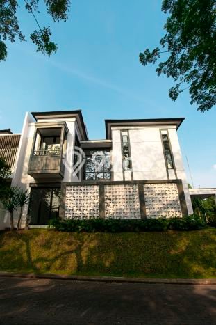 Dijual Rumah Mewah Elegan Dengan View Eksklusif di BSD City, Tangerang Dijual Rumah Mewah Elegan Dengan View Eksklusif di BSD City, Tangerang