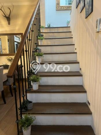 Siap Huni Hunian Elit 3 Kamar di BSD Dekat ke Mana Pun Siap Huni Hunian Elit 3 Kamar di BSD Dekat ke Mana Pun